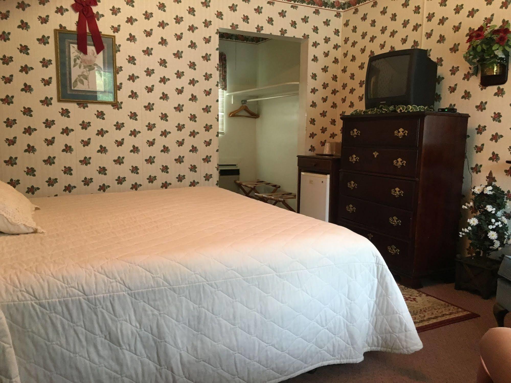 Parkway Inn Waynesville Εξωτερικό φωτογραφία